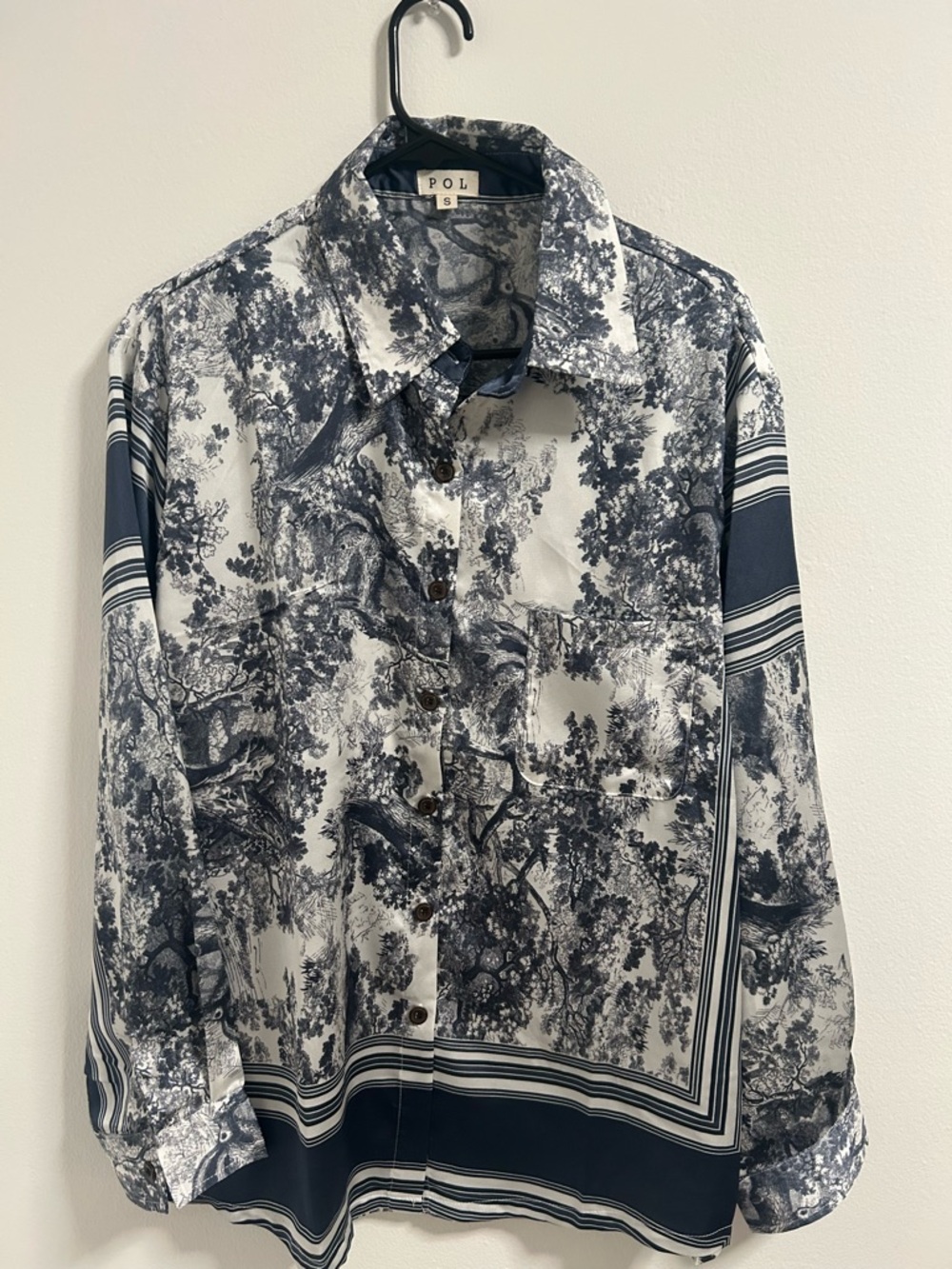 POL Women's Small Blue Button Blouse Boho. Floral. Oversized.